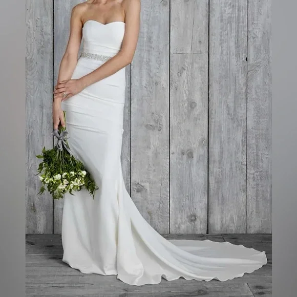 Nicole Miller wedding dress, size 2, worn